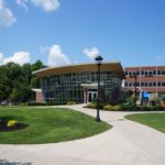 lawn-building-city-home-downtown-suburb-1140242-pxhere.com