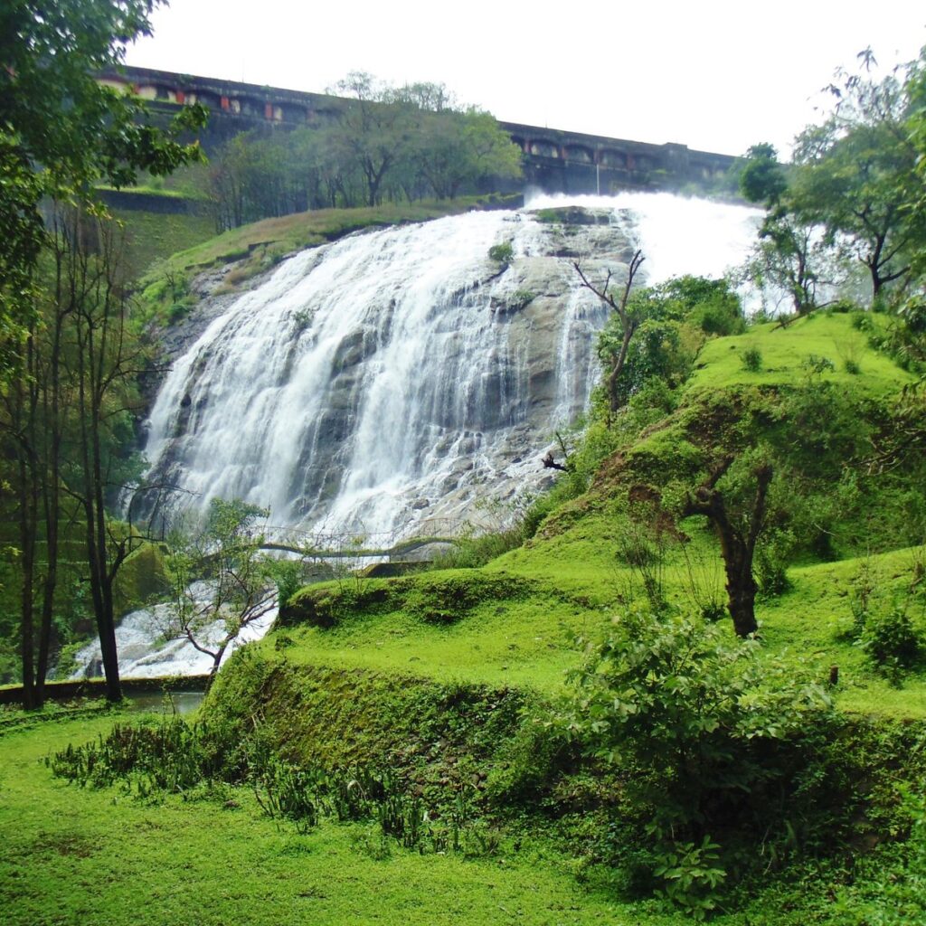 Bhandardara Monsoon Tourism