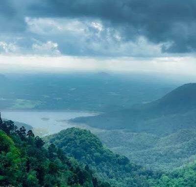 nelliyampathy travel